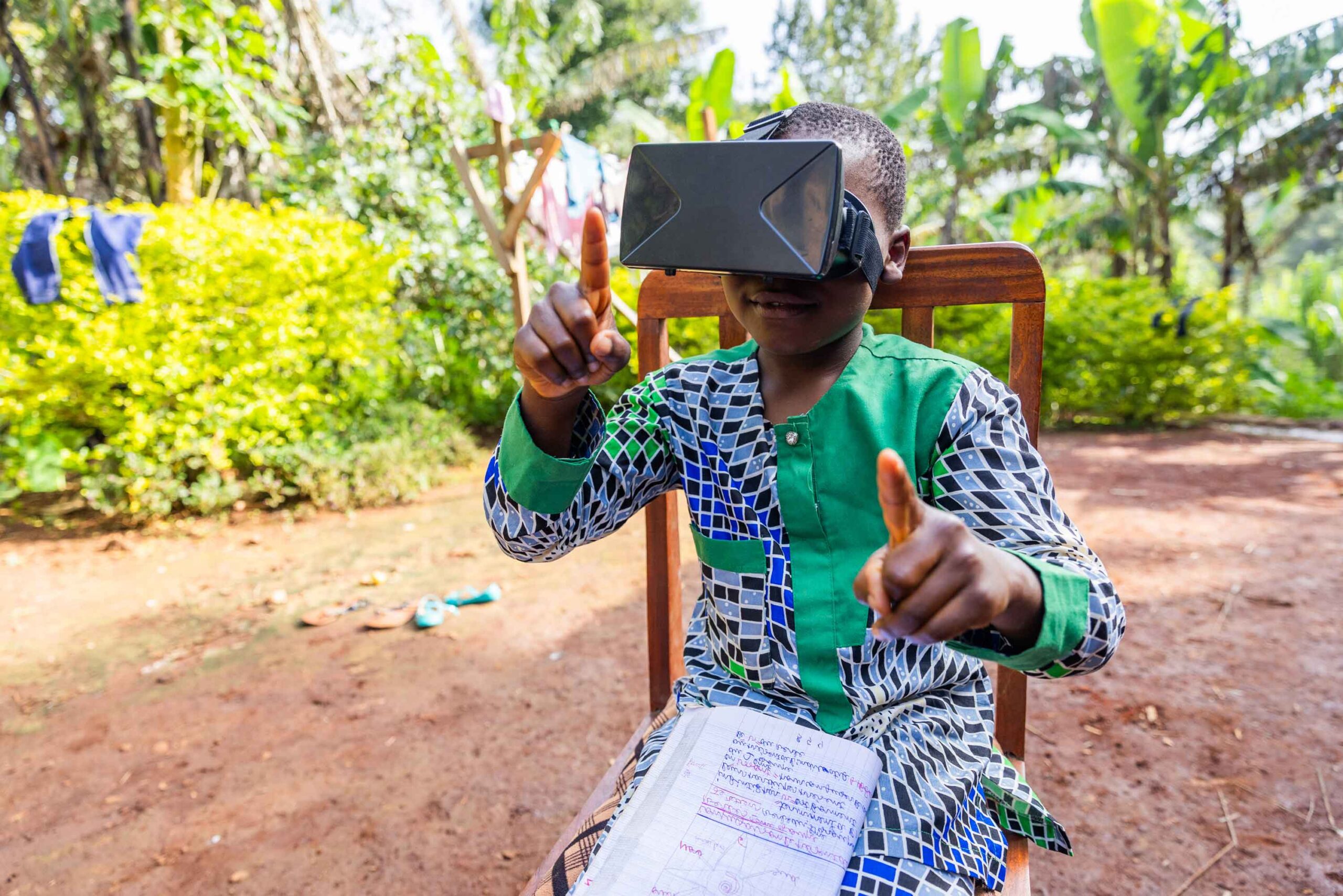 Virtual reality communications background